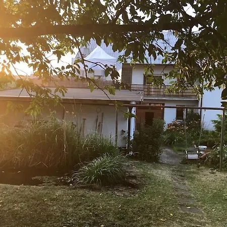 Casa Linum. U Centra Zlina S Atmosferou Venkova. *